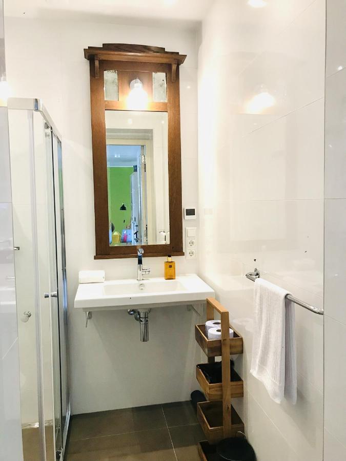 De Fryske Wyn Bed & Breakfast Ferwerd Bagian luar foto